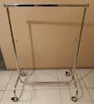 Charriot, Cabide de pé com rodas em aço inoxidável.