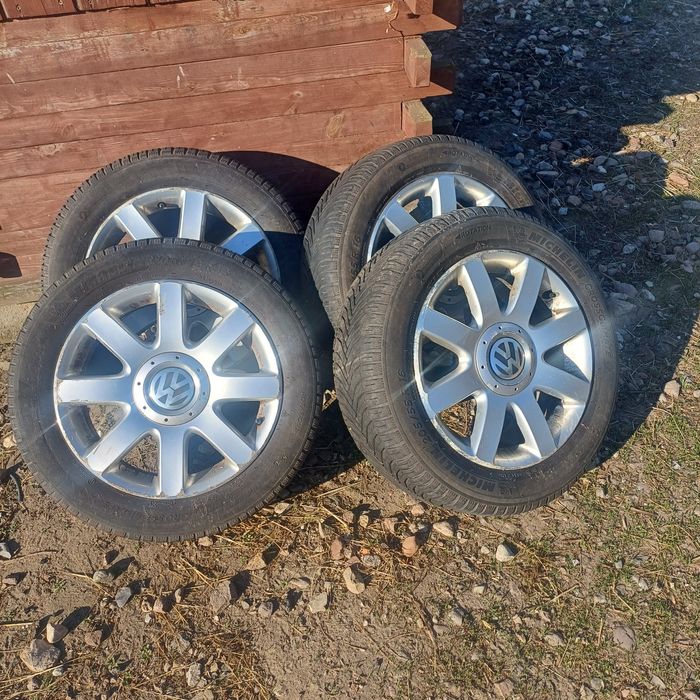 Felgi 16" z oponami