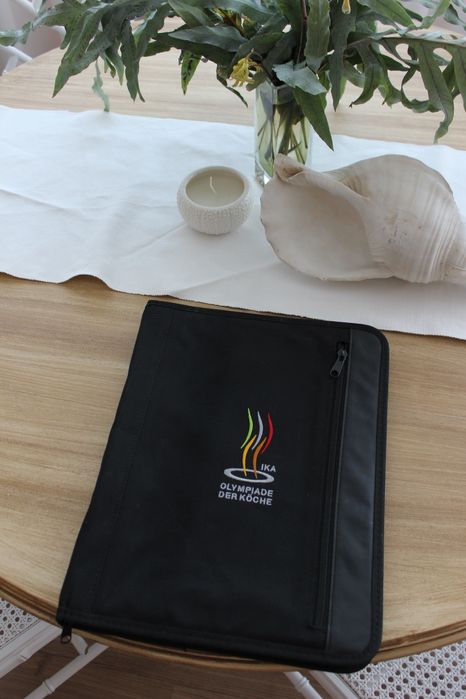 Porta documentos, vários compartimentos, como novo