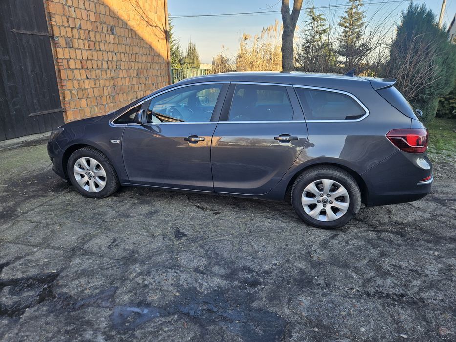 Opel Astra J Sports Tourer 1.6 CDTI