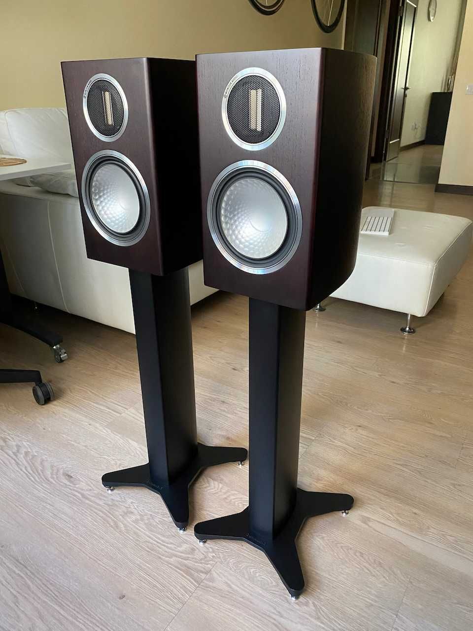 Стойки под акустику Dynaudio Stand 10