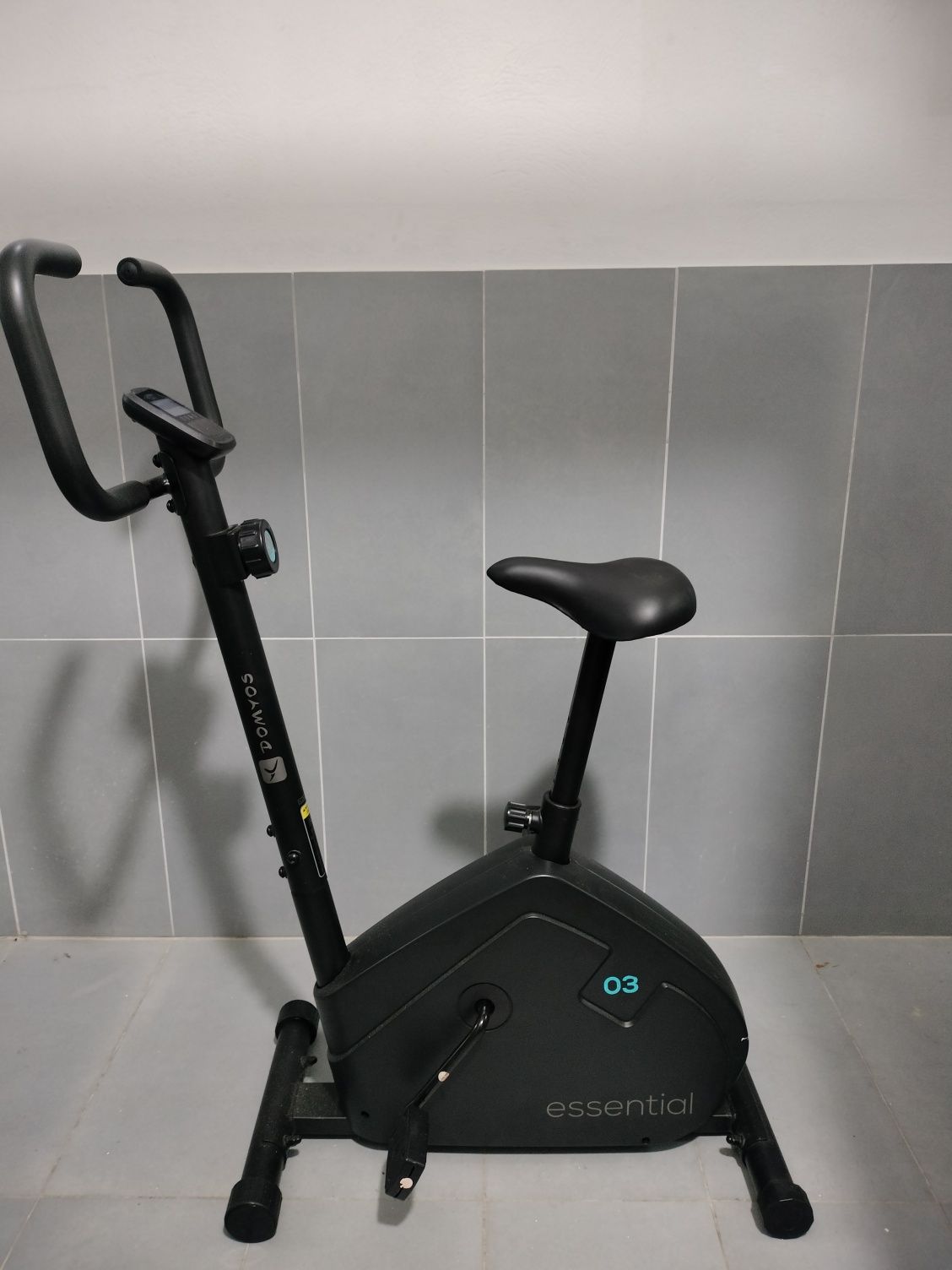 Bicicleta estática como nova