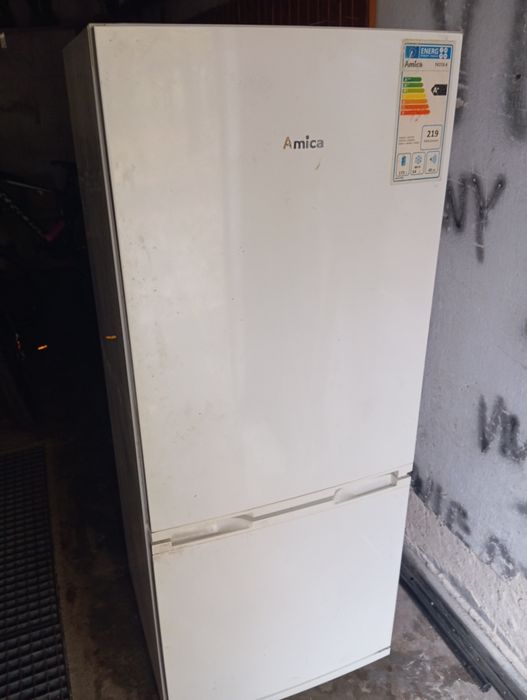 Lodówka Amica 150 cm