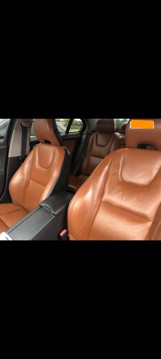 Volvo S60 T6 2012 3.0 L 6