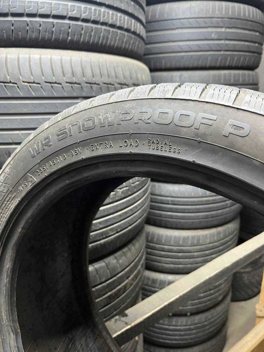 235/45 R18 Nokian пара зима