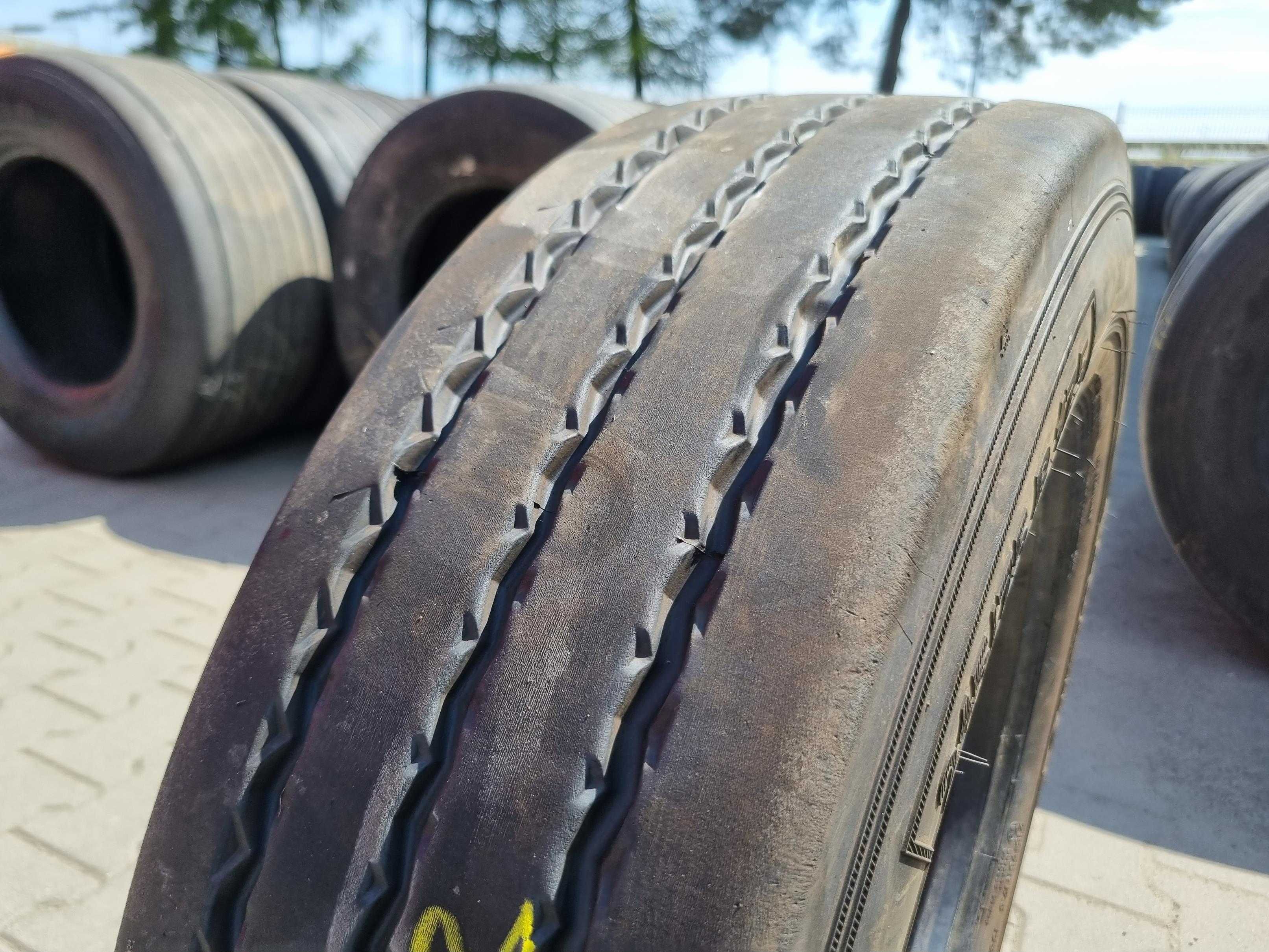 215/75R17.5 Opona BARUM BT200 ROAD 8-9mm Naczepa BT 200