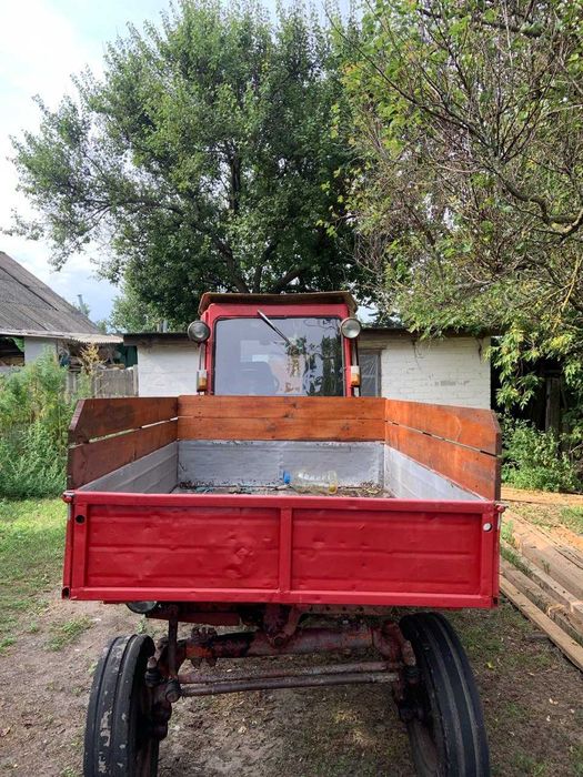 Трактор Т 16-М в робочому стані