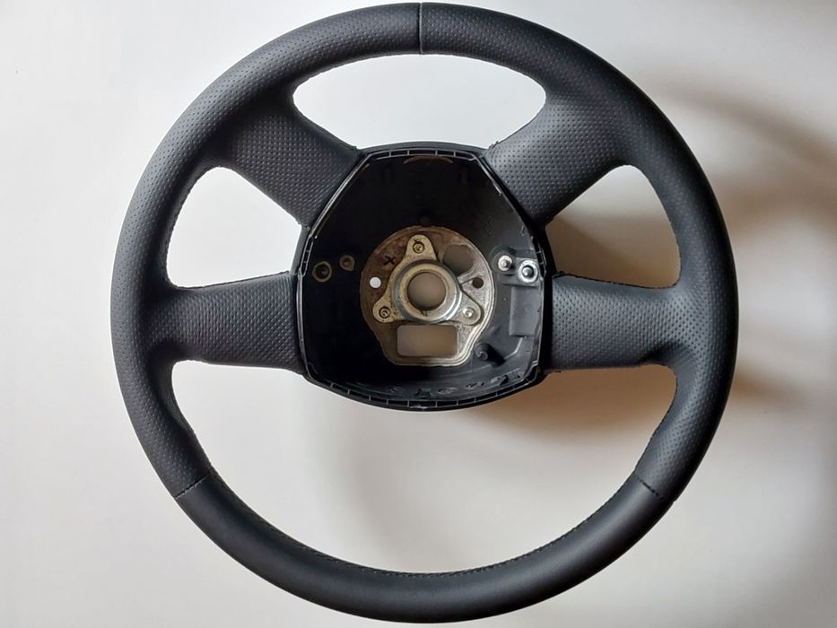 Kierownica Audi A4 B8