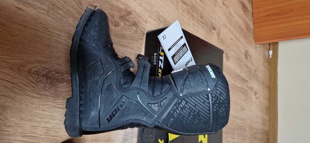 Buty THOR BLITZ XP rozm. 39 (uk 7)
