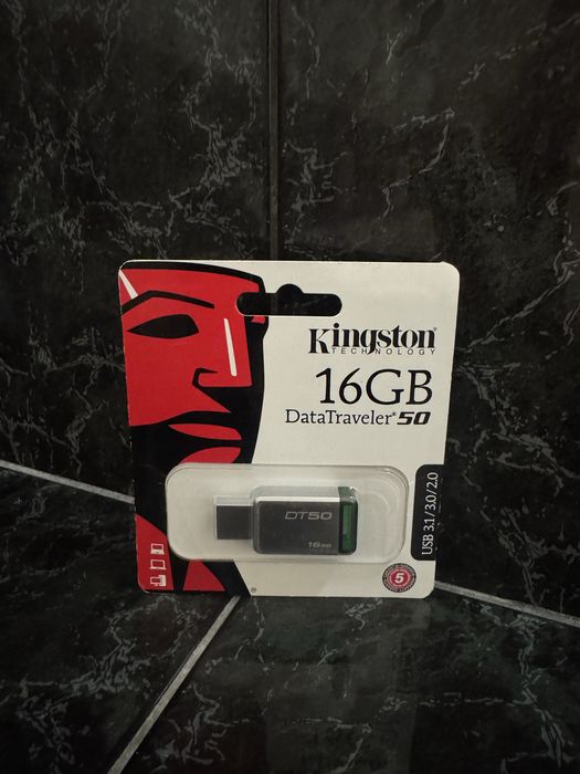 Флеш память USB fKingston DataTraveler 50 16GB Green (DT50/16GB]
