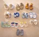 12 pares de botinhas, pantufas e Lucas 0-12  meses