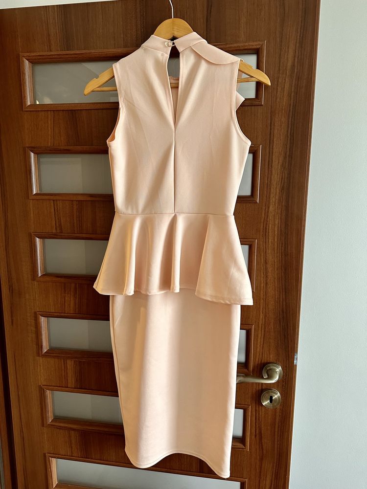 Sukienka koktajlowa bodycon tuba z baskinką S 36