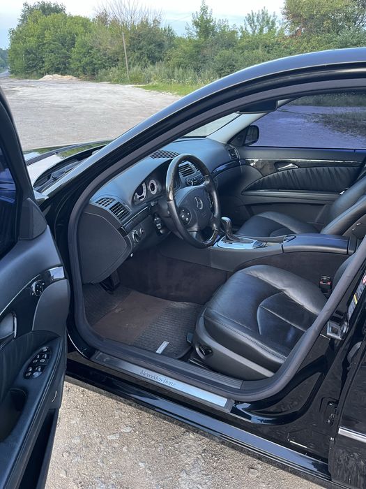Мерседес 211 mercedes