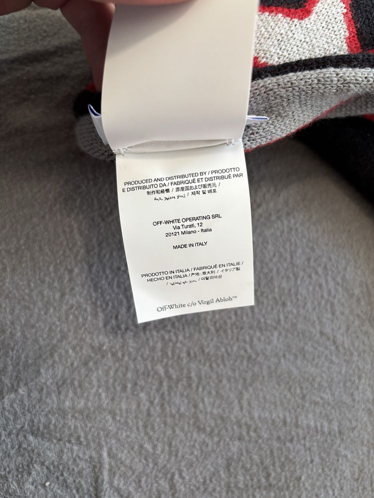 Szalik Off-White x AC Milan FW23 – Oryginalny, limitowany