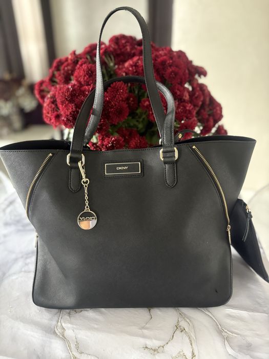 Сумка DKNY оригінал ,сафянова шкіра
