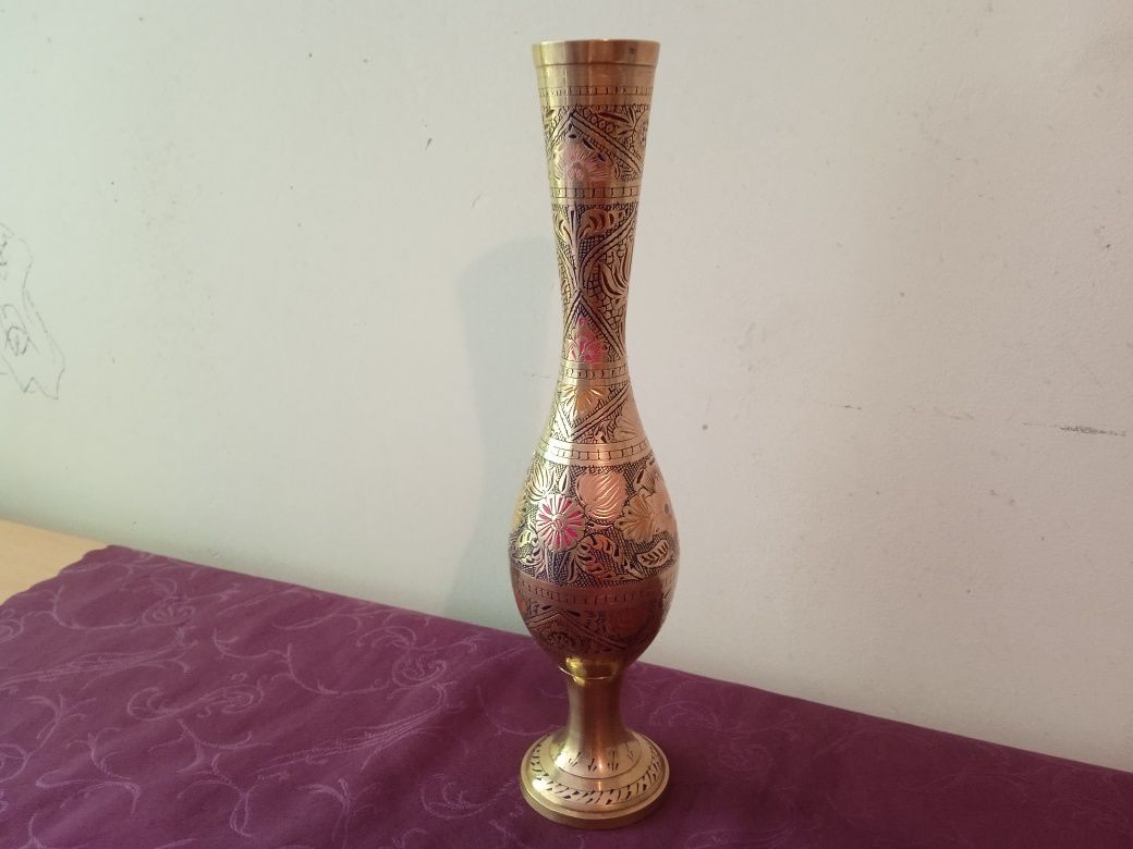 wazon mosiężny made in india