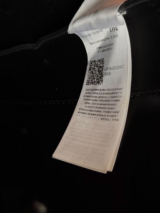 Сумка бренду guess