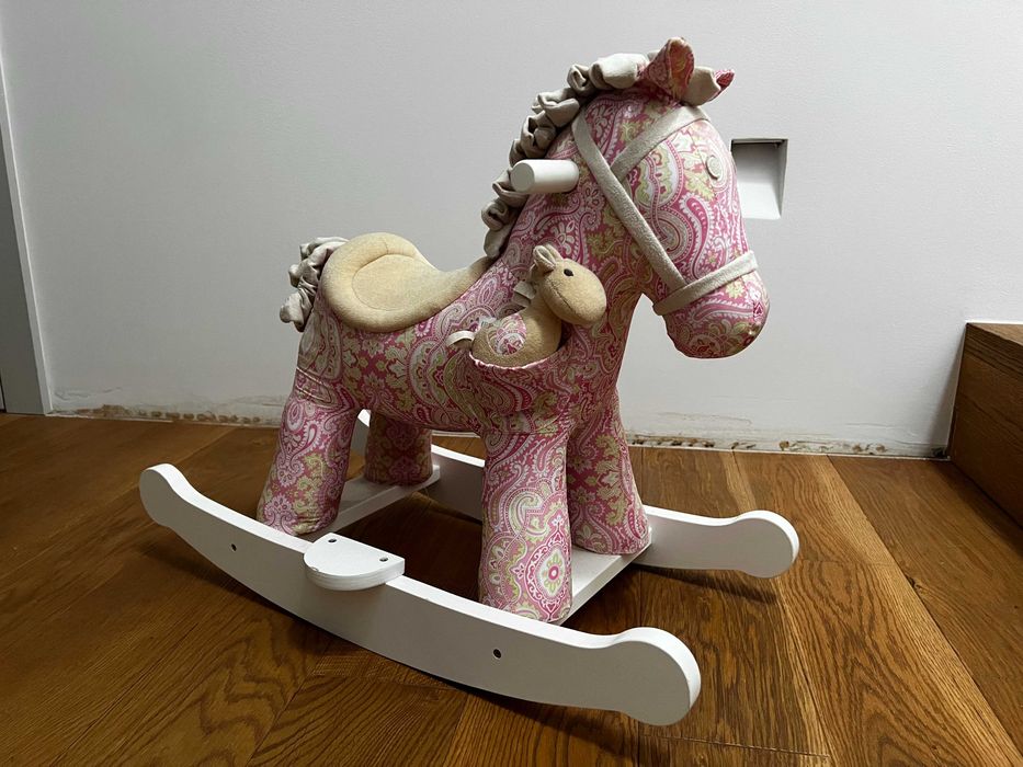 Konik na biegunach Little Bird Told Me