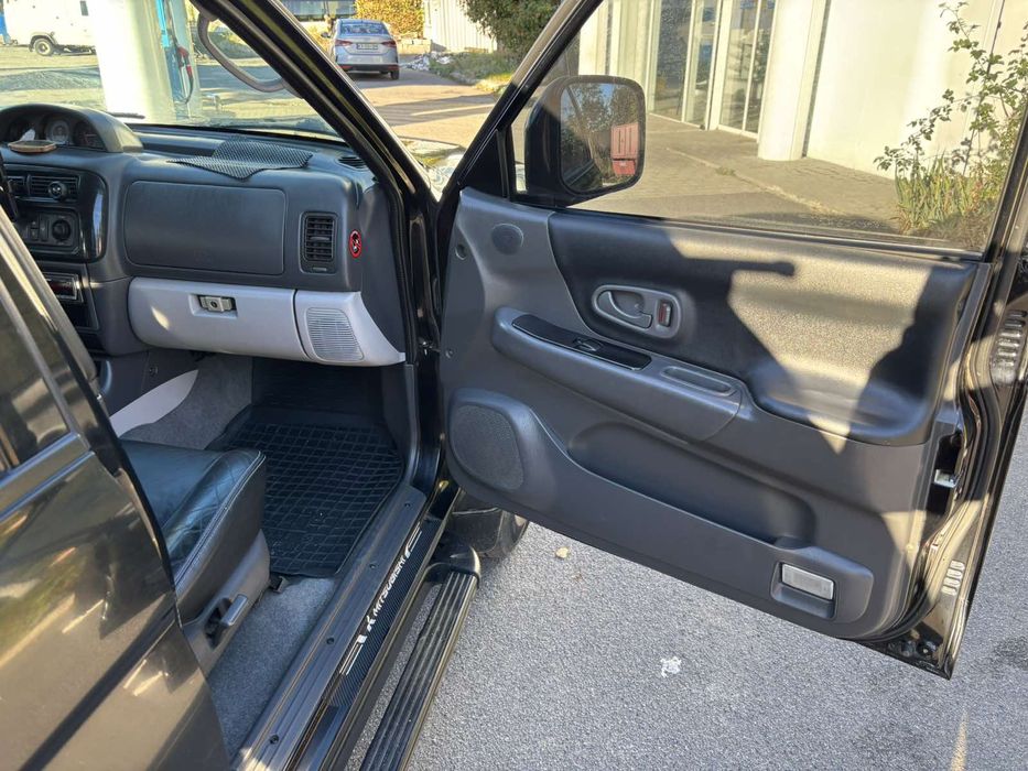 Продам Mitsubishi pagero sport 2007