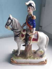 Figurka Marszałek Francuski Davoust na koniu Porcelain Dresden lata 70
