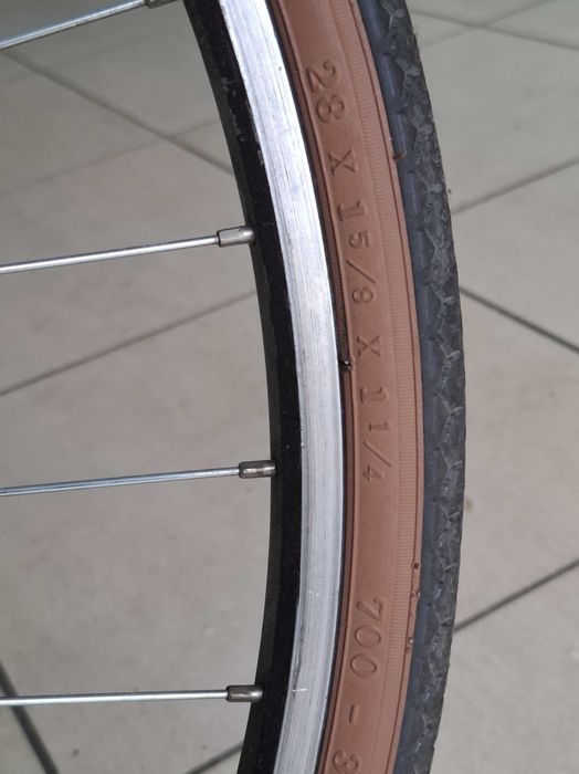 Bicicleta de estrada/passeio roda 28