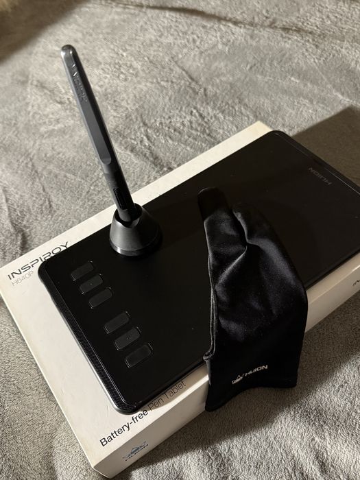 Графічний планшет Huion Inspiroy H640P