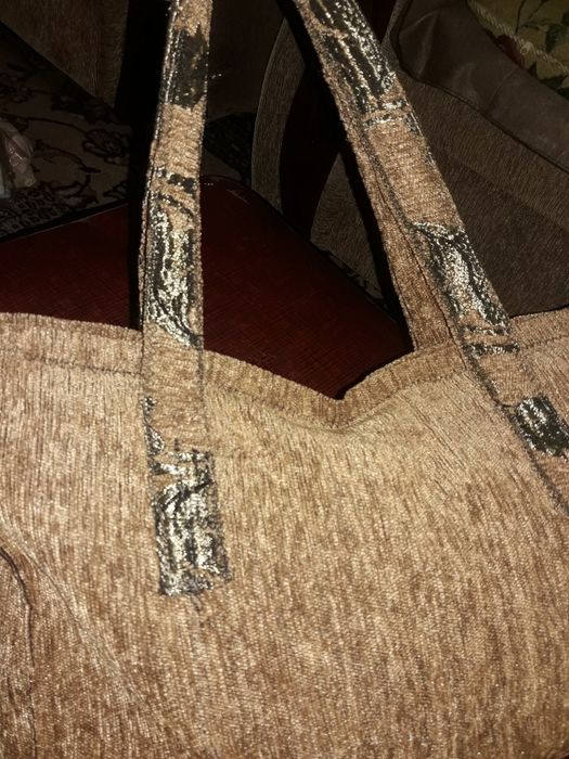 Продам Отличные Сумки в наличии 2 шт.фото 1.Тряпчаную Сумку с косметич