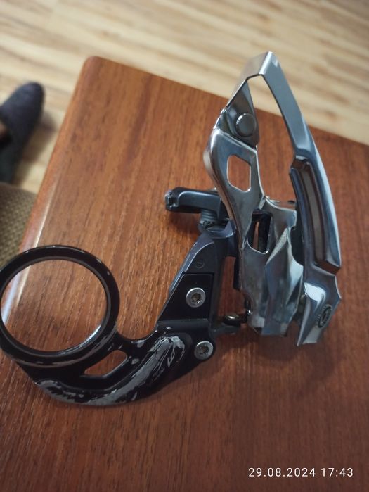 Передний переключатель