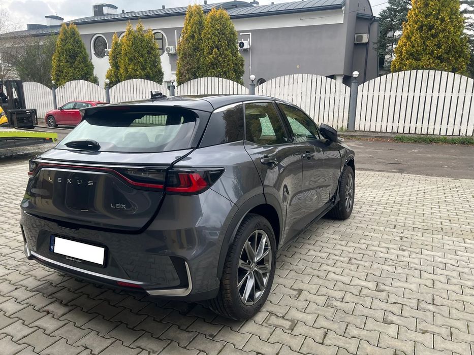Lexus LBX / 136KM / Salon PL / Niski przebieg / rok produkcji 2025
