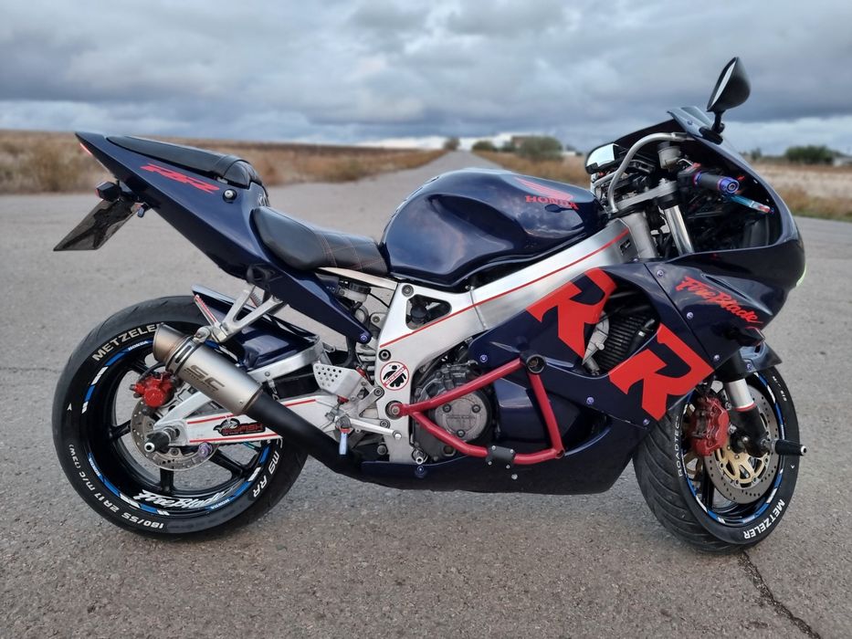 Продам Honda CBR 919 RR 1999 року