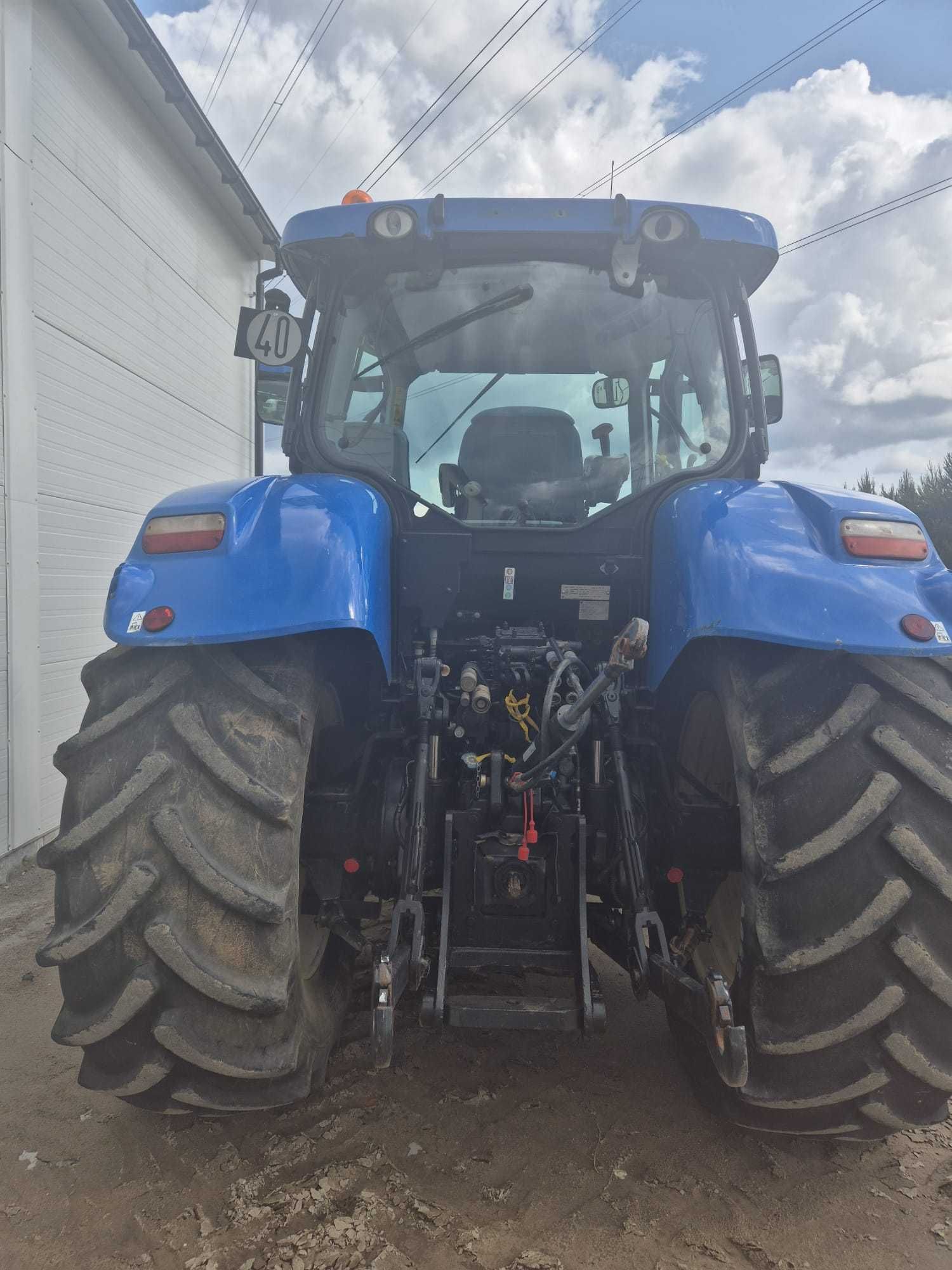 New Holland T7.210