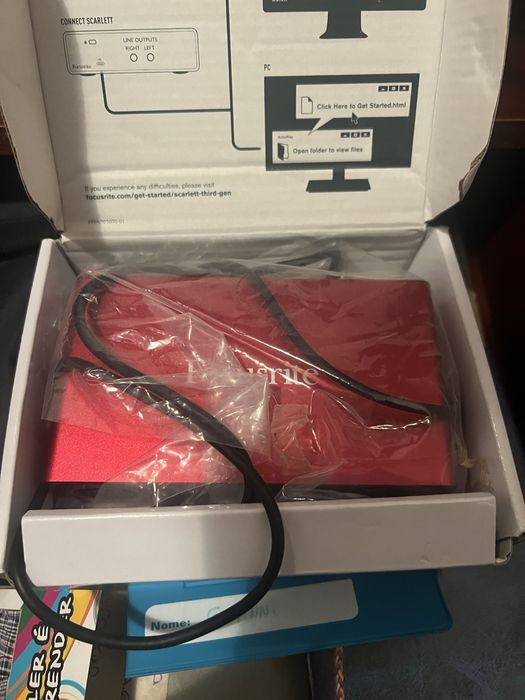 Microfone Rode NT1 mais interface