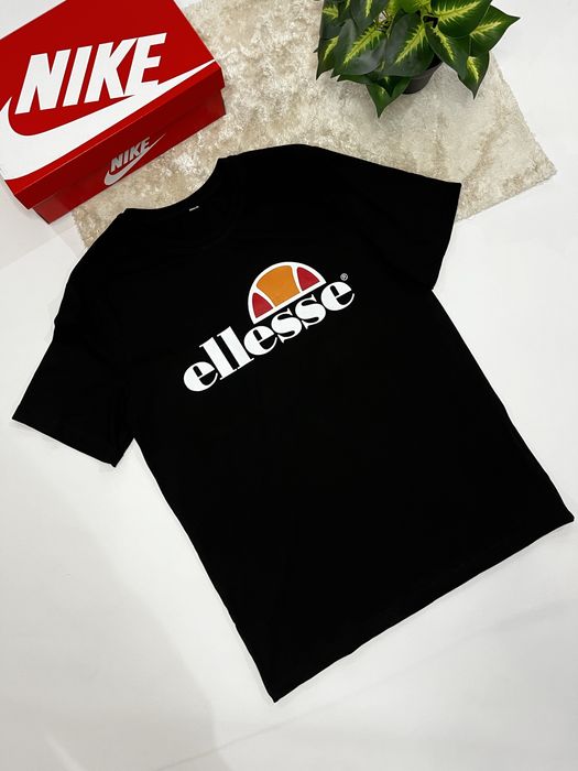 Футболка Ellesse / Чорна базова футболка Еліс / Футболка Элис / Елис