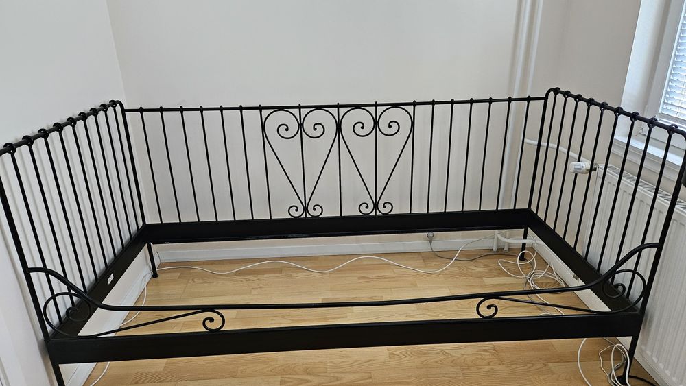 Łóżko metalowe czarne Ikea Meldal 90x200 stan bardzo dobry