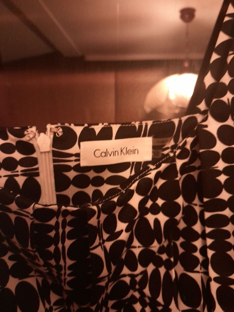 Piękna sukienka Calvin Klein