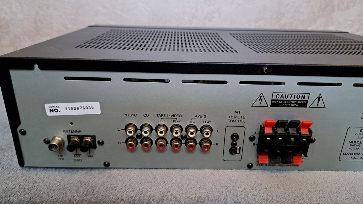 Amplituner stereo ONKYO TX-7820, technicznie idealny.