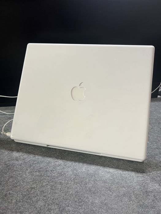 #1539 apple iBook G4 A1134 laptop