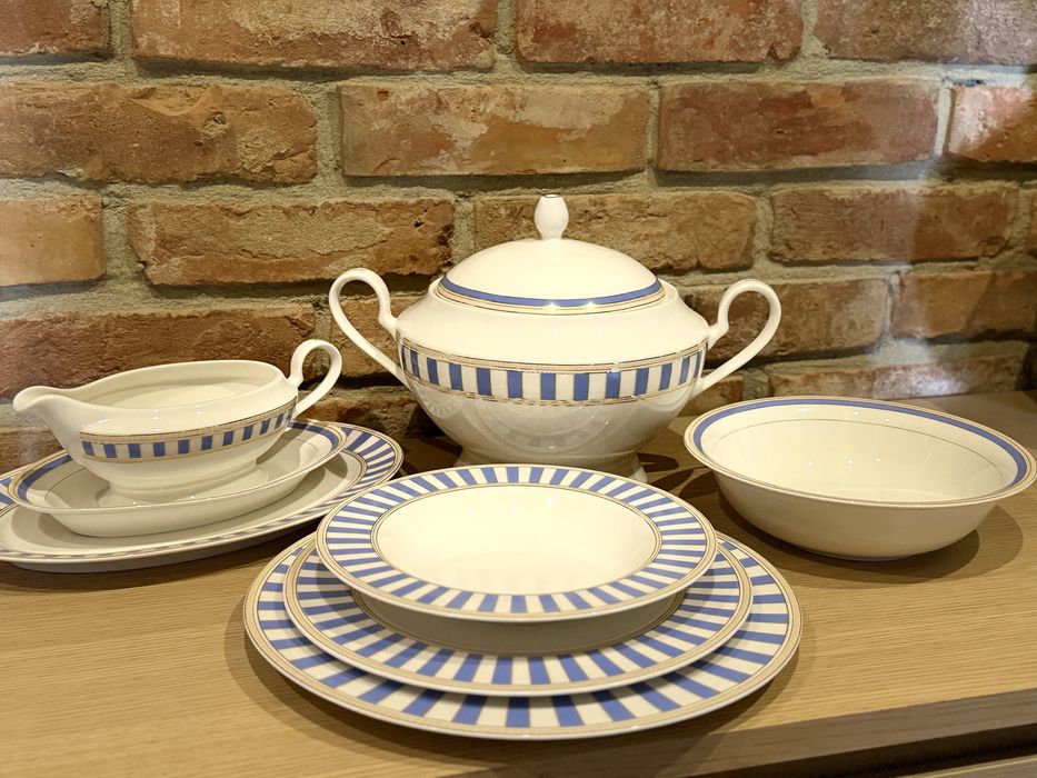 Elegancka zastawa obiadowa na 12 osób porcelana Fabryka Książ