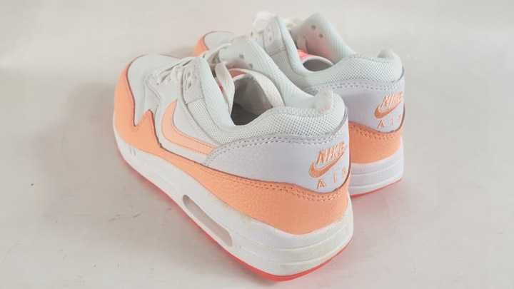 Buty sportowe Nike Airm Max 1 Essential r. 39