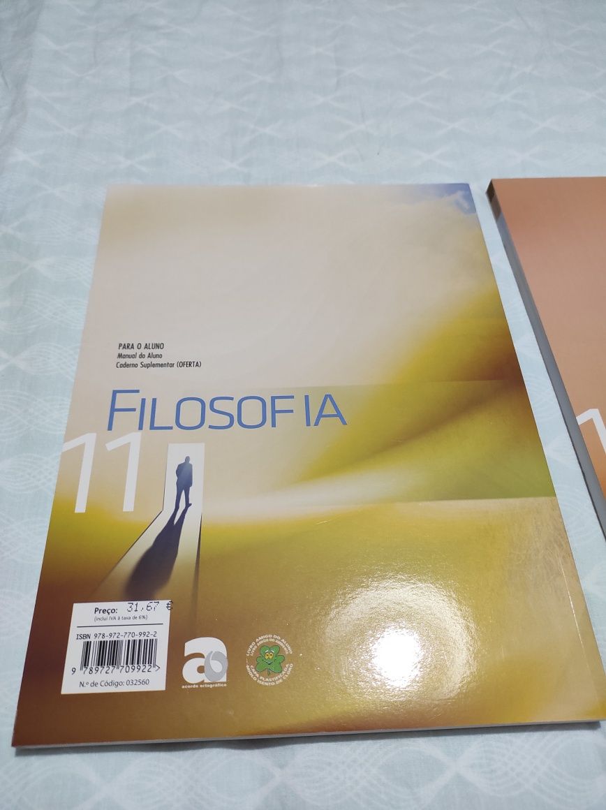 Manual e caderno suplementar de filosofia do 11ano