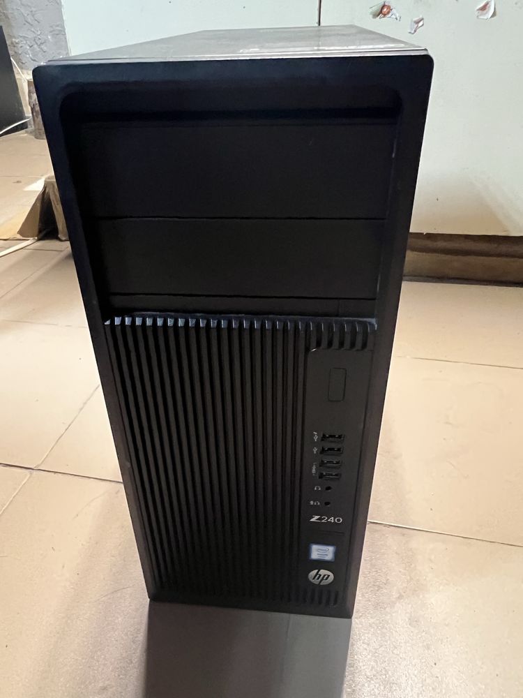 Workstation HP z240 (Xeon E3-1270v5, 32 gb DDR4 Ram, GTX 1060 6gb)