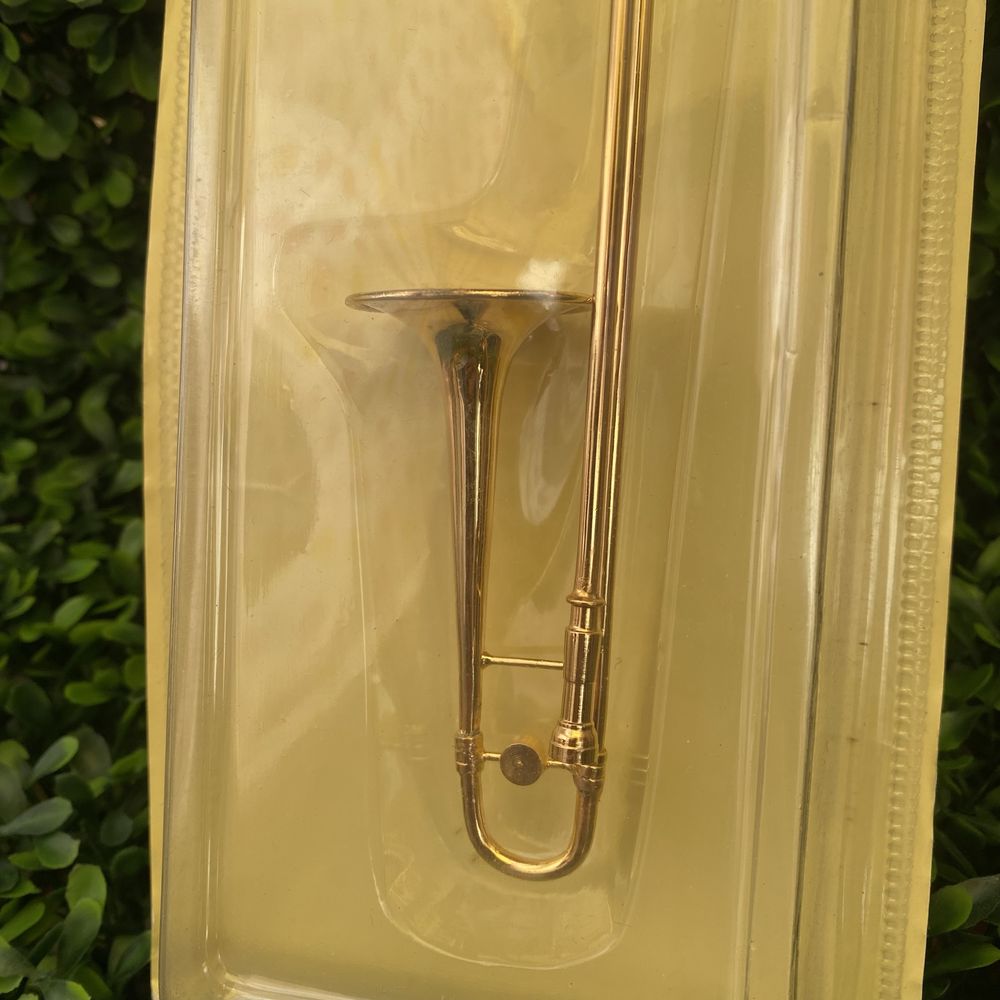 Trombone Decorativo em Miniatura