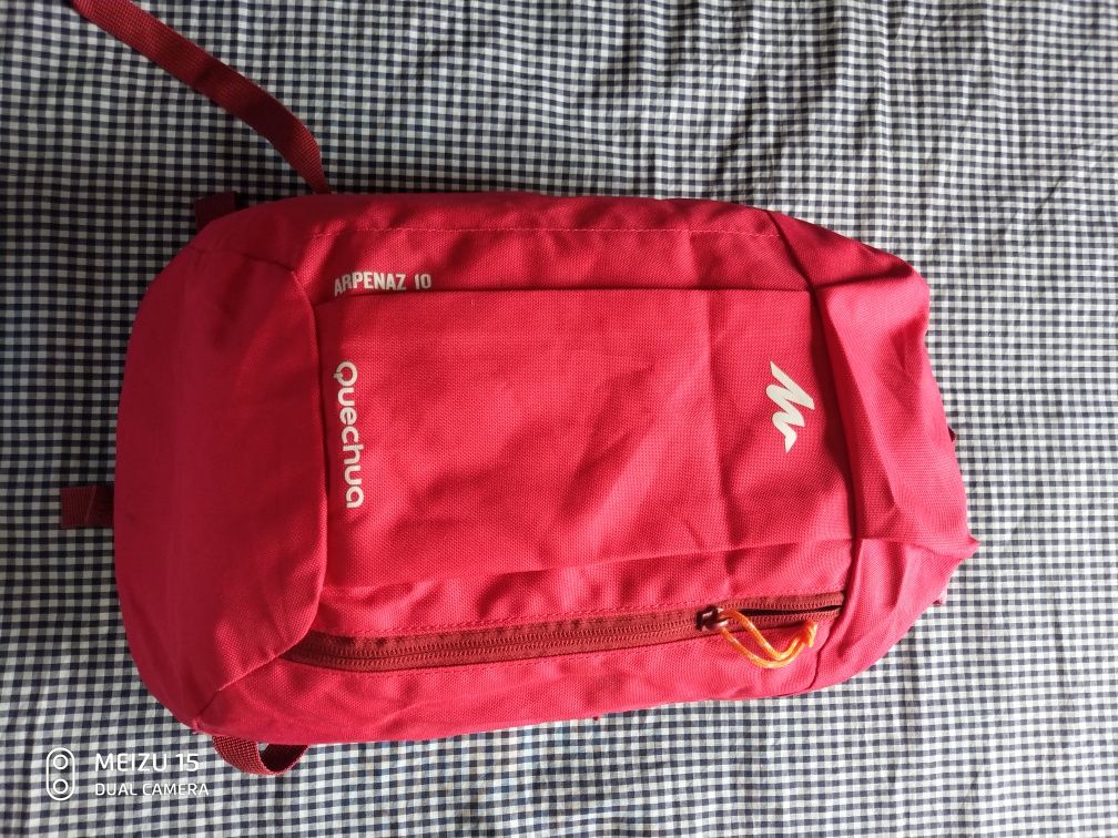 Mochila Decathlon pequena