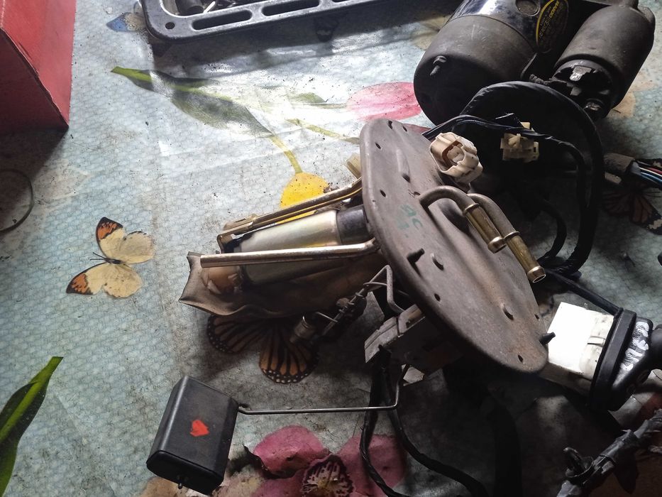 Запчастини на Кіа кларус.