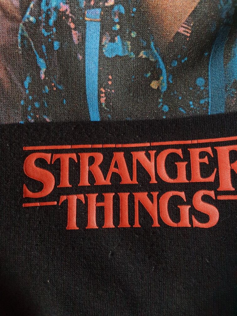 Bluza z kapturem czarna unisex stranger things pull&bear rozmiar XS S