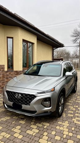 Продам Hyundai Santa Fe 2020