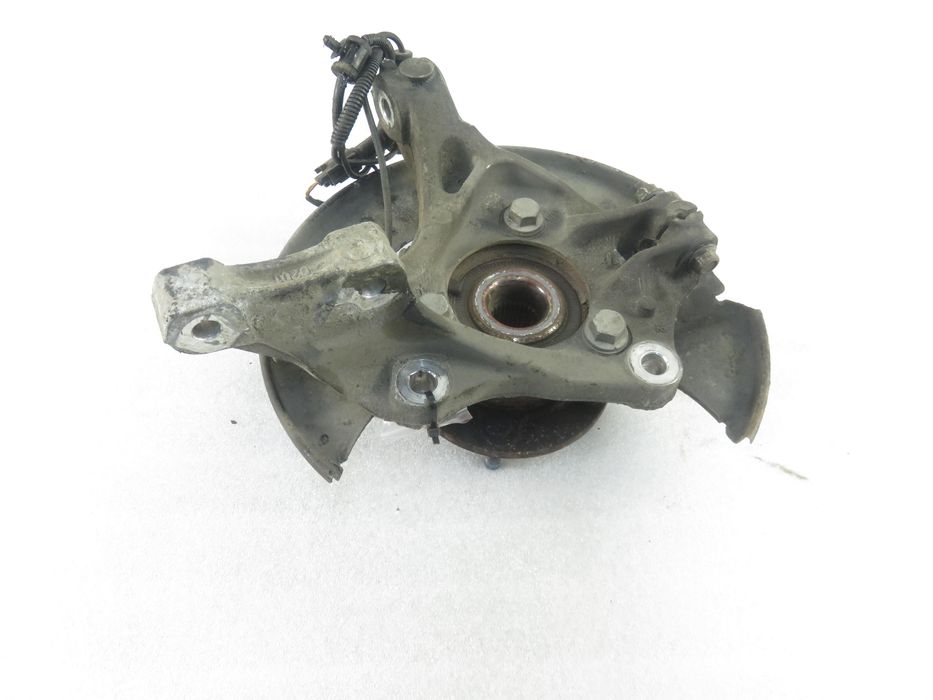 Zwrotnica Przednia Prawa Opel Zafira Tourer C 1.4