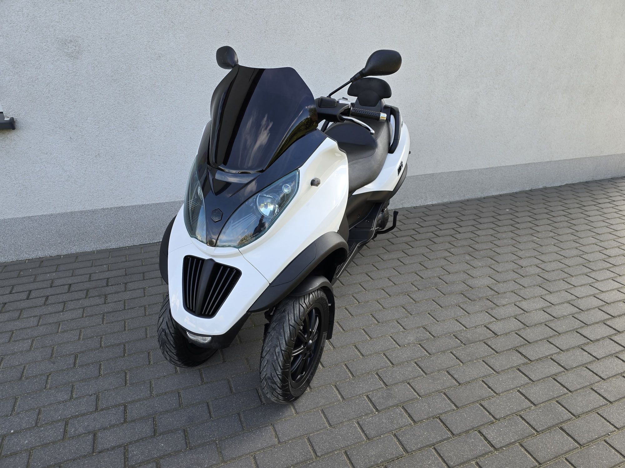 Piaggio MP3 300 sport  LT L5e na kat B