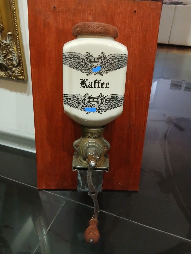 Młynek 3 rzesza Wehrmacht sprawny porcelana Niemcy 2 wojna światowa