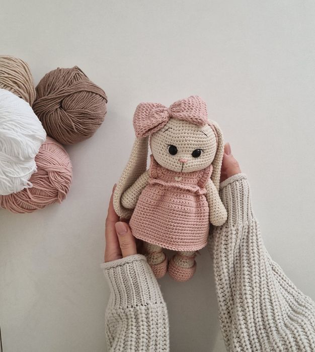 Вязана іграшка Зайка Міллі